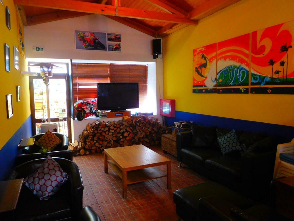 The Paintshop Hostel Figueira da Foz Exterior foto